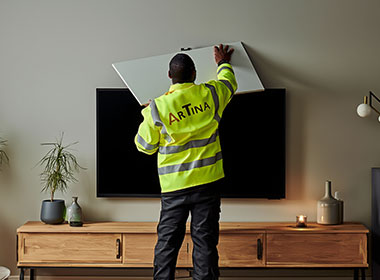 Choosing the right tableau for your living room